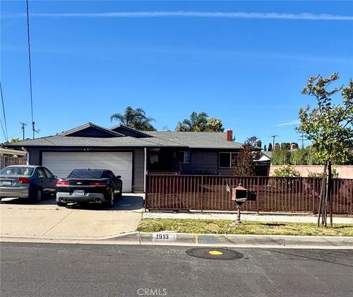 1913 240th St, Lomita, CA, 90717-1215 | Card Image