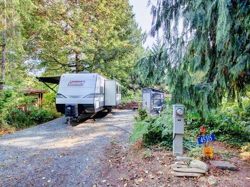 45315 Nika Trl, Concrete, WA, 98237 | Card Image