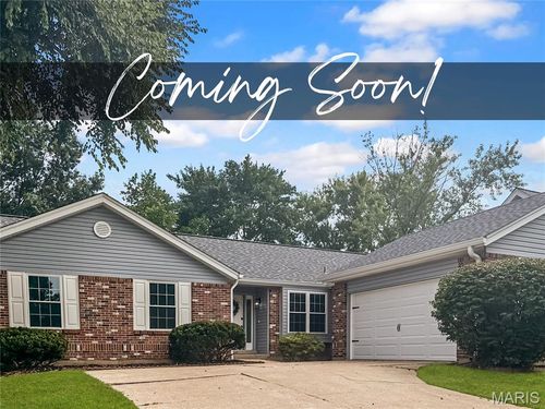 1440 Cedar Bluff Dr, Ballwin, MO, 63021-7588 | Card Image