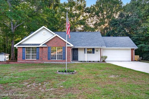 23 Ridge Crest Dr, Picayune, MS, 39466-7513 | Card Image