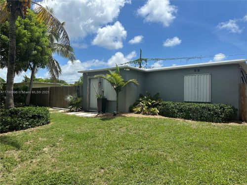 29035 Maine Rd, Homestead, FL, 33033-2750 | Card Image