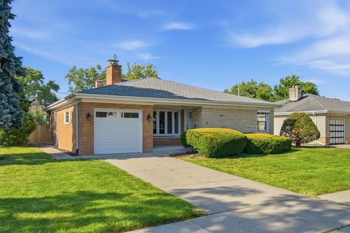 5022 Fargo Ave, Skokie, IL, 60077-3352 | Card Image