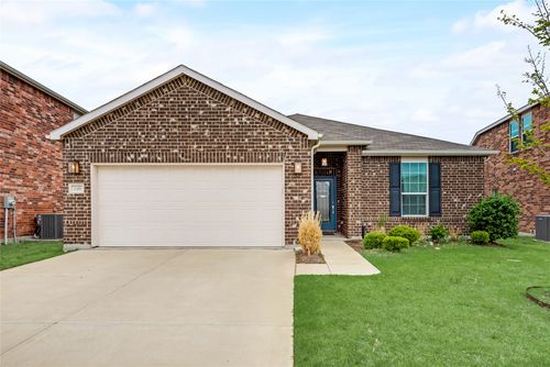 2316 Bernese Ln, Fort Worth, TX, 76131-1647 | Card Image