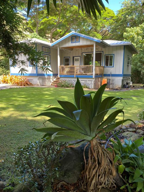 2559 Mokuhau Rd, Wailuku, HI, 96793-1490 | Card Image