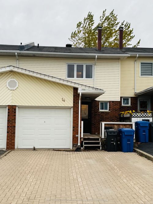 {{alt}} | Card Image