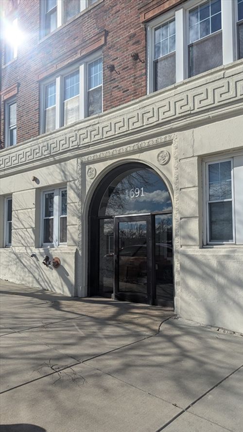 apt-12-1691 Commonwealth Ave, Boston, MA, 02135-4821 | Card Image