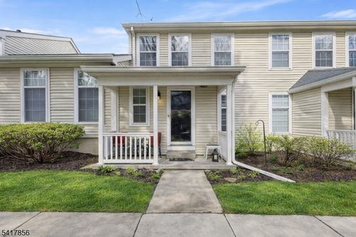 11 Green Heron Dr, Hackettstown, NJ, 07840-3328 | Card Image