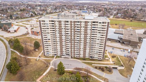 408-66 Falby Crt, Ajax, ON, L1S3L2 | Card Image