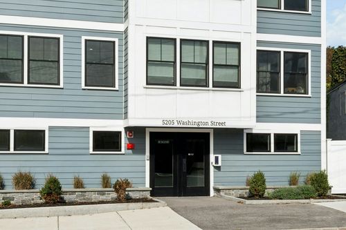 305-5205 Washington St, Boston, MA, 02132-6358 | Card Image