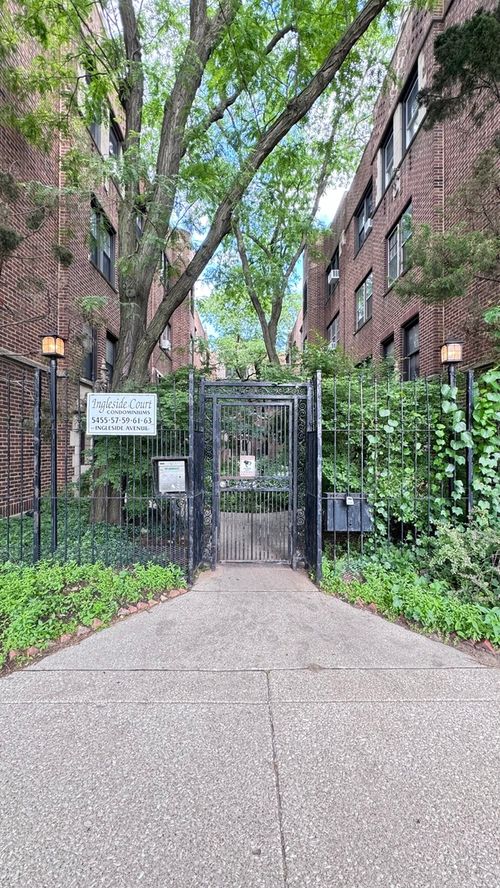 1e-5455 S Ingleside Ave, Chicago, IL, 60615-5046 | Card Image