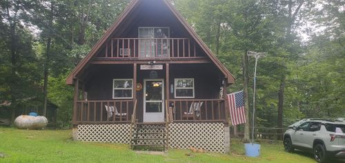 132 Deerpark Dr, Wellington, KY, 40387-8490 | Card Image
