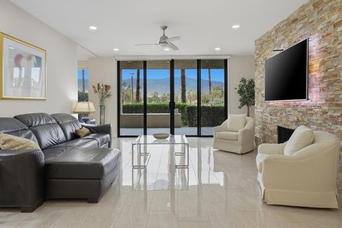 apt-114-910 Island Dr, Rancho Mirage, CA, 92270-3179 | Card Image