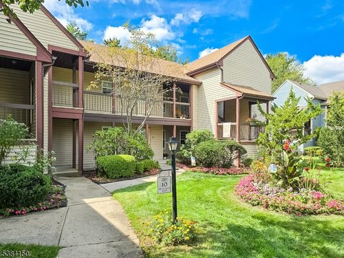 10 Benjamin Franklin Dr, Monroe Twp, NJ, 08831 | Card Image