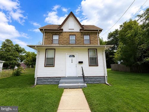 108 W Buck St, PAULSBORO, NJ, 08066-1311 | Card Image