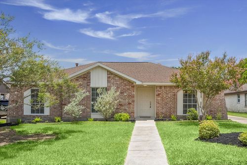 12050 Sturdivant St, Meadows Place, TX, 77477-1625 | Card Image