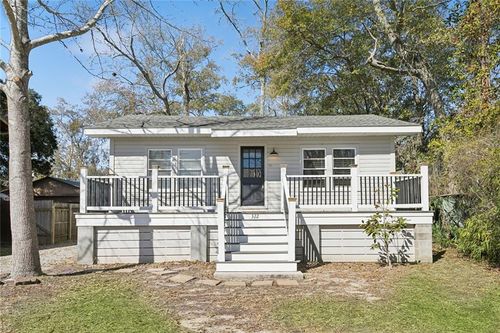 322 Depre St, Mandeville, LA, 70448-5728 | Card Image