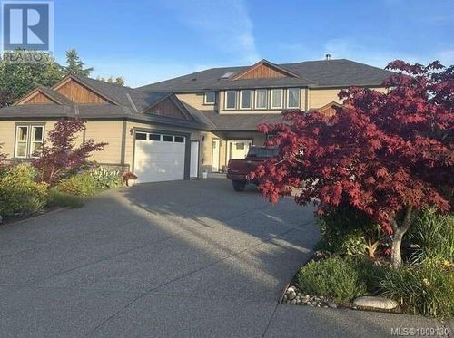 103 Oregon Rd, Campbell River, BC, V9W8G8 | Card Image