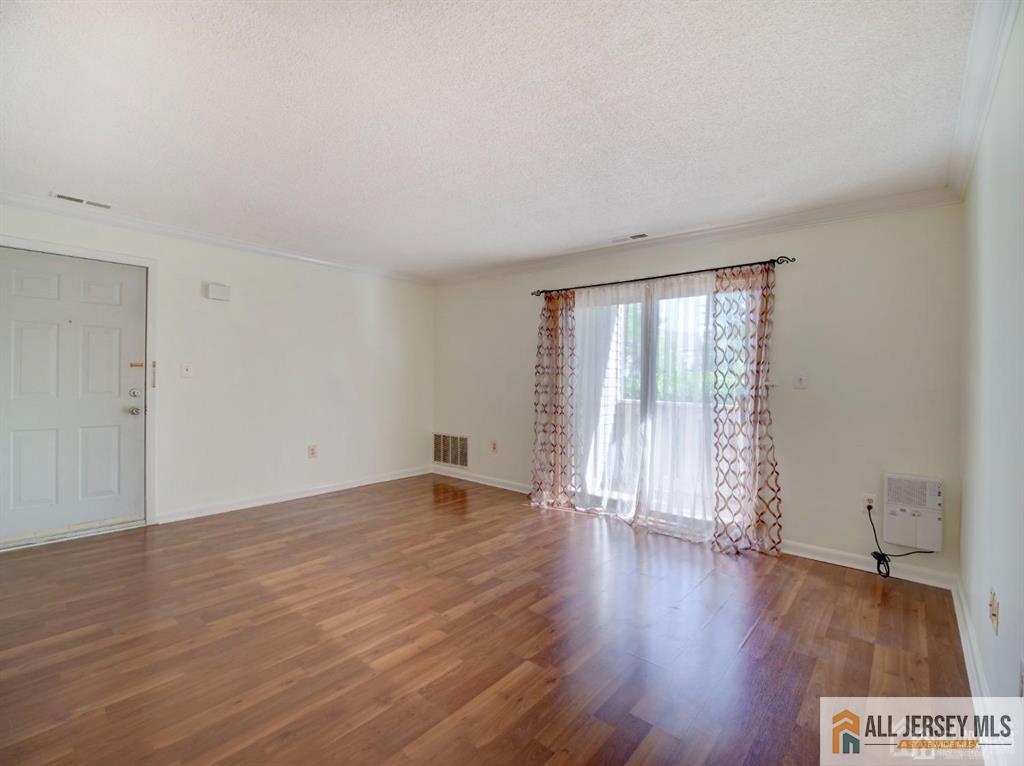Residential Lease in Plainsboro 5