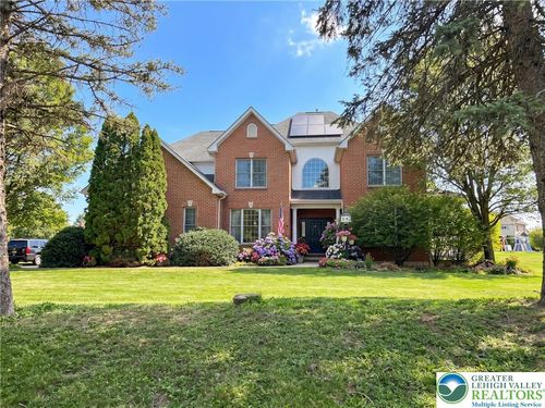 519 Rose Inn Ave, Nazareth, PA, 18064-9174 | Card Image