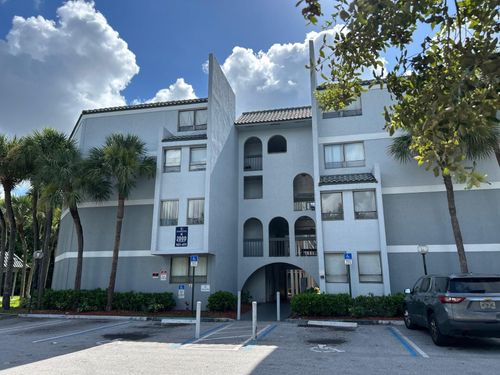 apt-411-2000 N Congress Ave, West Palm Beach, FL, 33401-1607 | Card Image