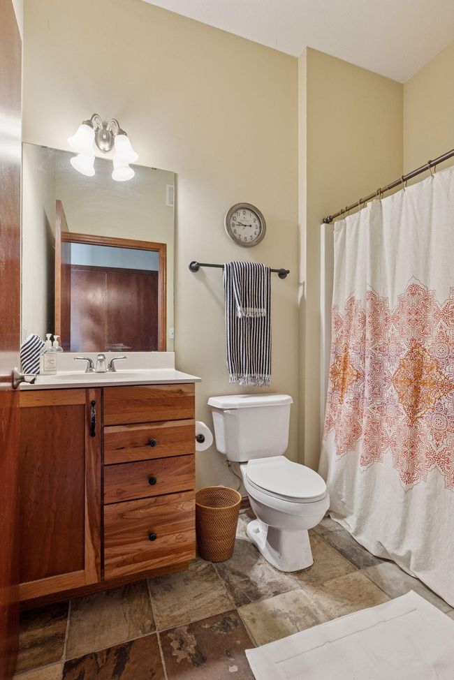 2nd Bathroom | Image 25