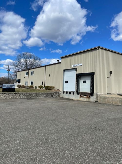 35 Research Pkwy, Old Saybrook, CT, 06475-4211 | Card Image