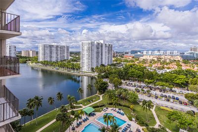 1606 - 18151 Ne 31st Ct, Condo with 2 bedrooms, 2 bathrooms and null parking in Aventura FL | Image 1