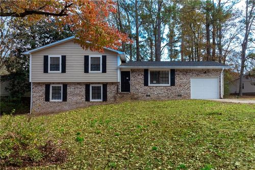 6386 Forester Way, Lithonia, GA, 30038-4235 | Card Image