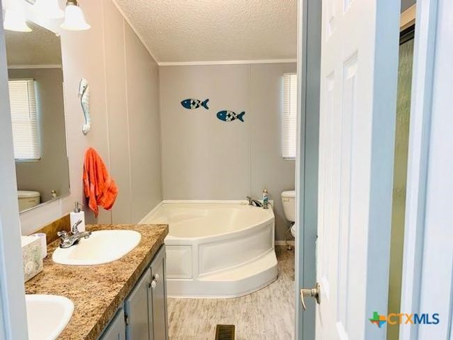 77 Blue St, House other with 3 bedrooms, 2 bathrooms and null parking in Port O Connor TX | Image 18
