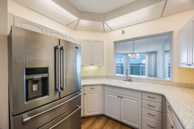Kitchen | Image 9