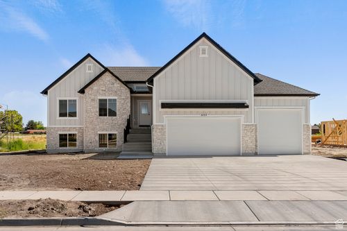 5777 W 4100 S, Hooper, UT, 84315-5804 | Card Image
