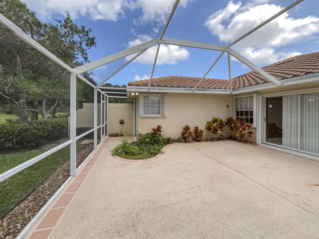 7789 Se Spicewood Cir, Condo with 2 bedrooms, 2 bathrooms and null parking in Hobe Sound FL | Image 26