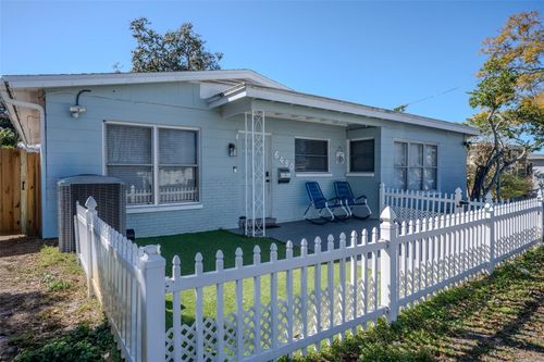 6480 34th Ter N, ST PETERSBURG, FL, 33710-2447 | Card Image