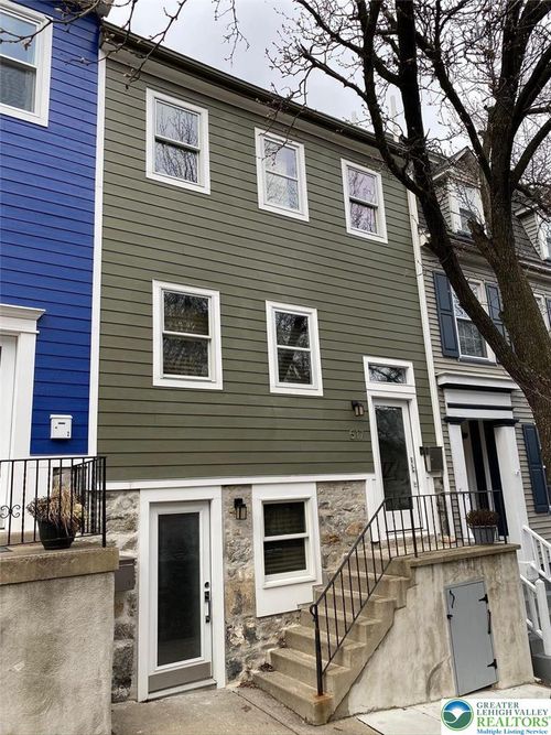 2-517 Ferry Street, EASTON, PA, 18042 | Card Image