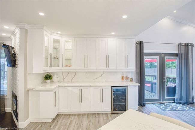 3263 Guyatt Rd, House other with 4 bedrooms, 5 bathrooms and 14 parking in Hannon ON | Image 9