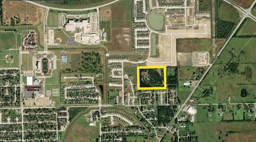 101 Julie K Lane, Angleton, TX, 77515 | Card Image