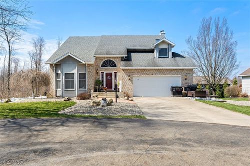 3151 Edinburg Ave Nw, Canton, OH, 44708-1158 | Card Image