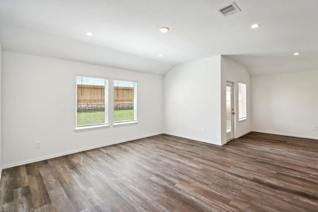 24714 Sage Meadows Way, House other with 4 bedrooms, 2 bathrooms and 2 parking in Magnolia TX | Image 5
