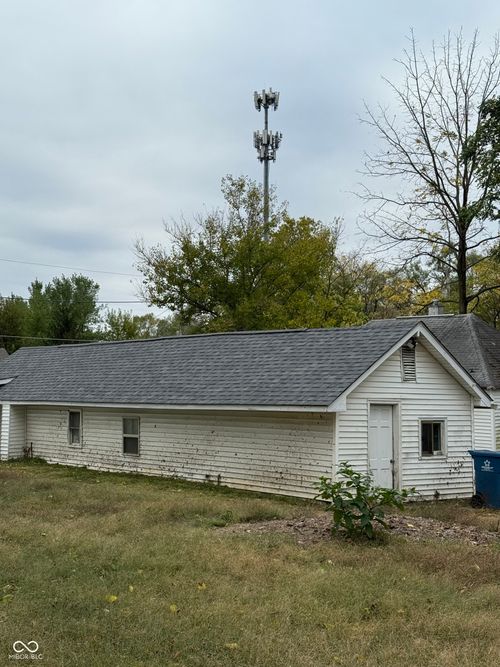 1912 Mulberry St, Noblesville, IN, 46060-3126 | Card Image