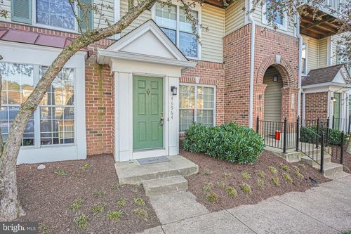 46964 Courtyard Sq, STERLING, VA, 20164-1854 | Card Image