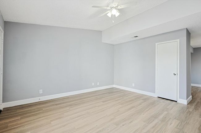 APT-11203 - 9607 Walnut St, Condo with 2 bedrooms, 1 bathrooms and null parking in Dallas TX | Image 8