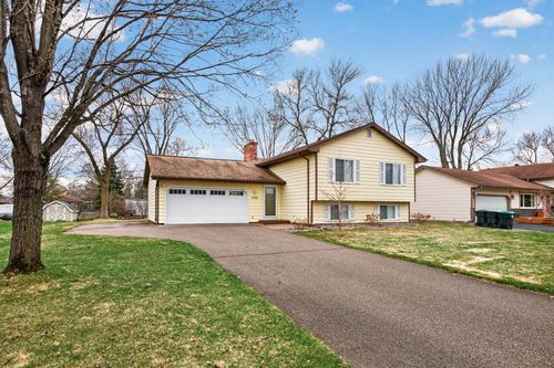3326 116th Ln Nw, Coon Rapids, MN, 55433-2712 | Card Image
