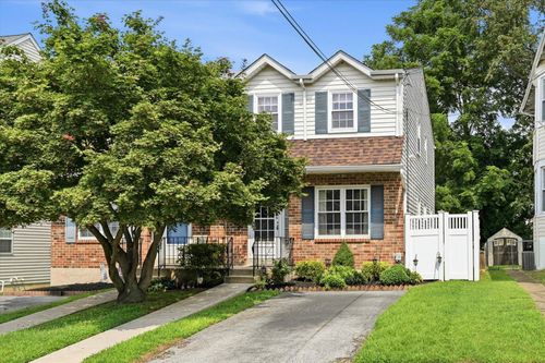 a-18A W Mercer Ave, HAVERTOWN, PA, 19083-4616 | Card Image