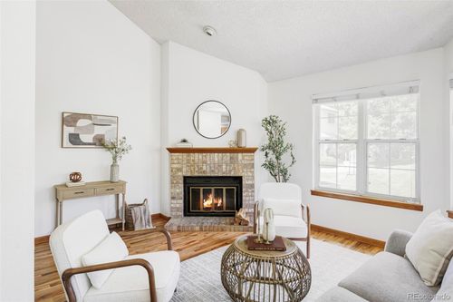 2040 S Xenia Way, Denver, CO, 80231-3361 | Card Image
