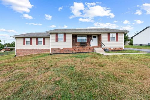 110 Village Cir, Glasgow, KY, 42141-7038 | Card Image