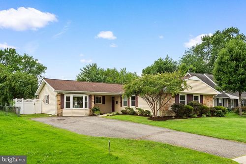 12327 Flamingo Ln, BOWIE, MD, 20715-2513 | Card Image