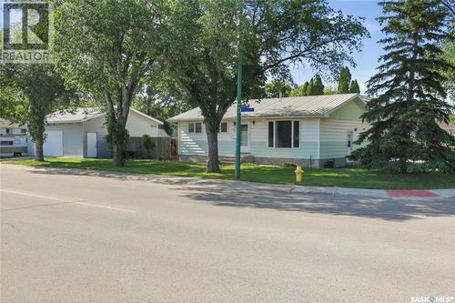 251 Sangster Blvd, Regina, SK, S4R7H2 | Card Image