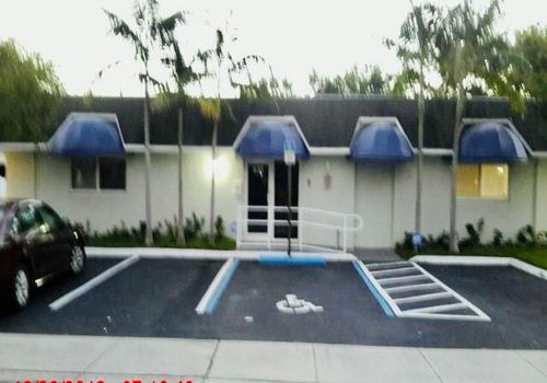 930 Sw 40th Ave, Fort Lauderdale, FL, 33317 | Card Image
