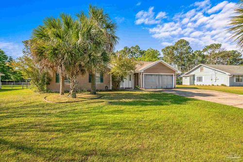 6859 Liberty St, Navarre, FL, 32566-8610 | Card Image