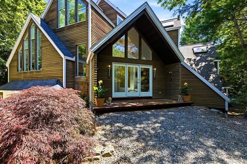 51-51 Deer Path, Hudson, MA, 01749-2639 | Card Image